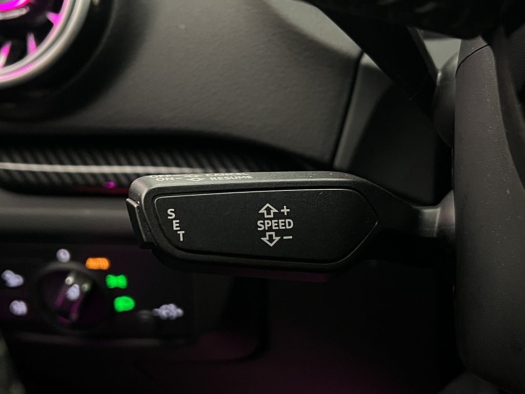 Vehicle Image 27