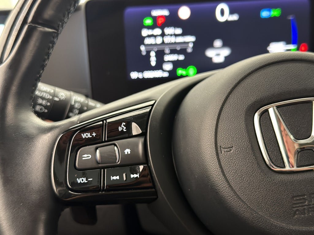 Vehicle Image 18