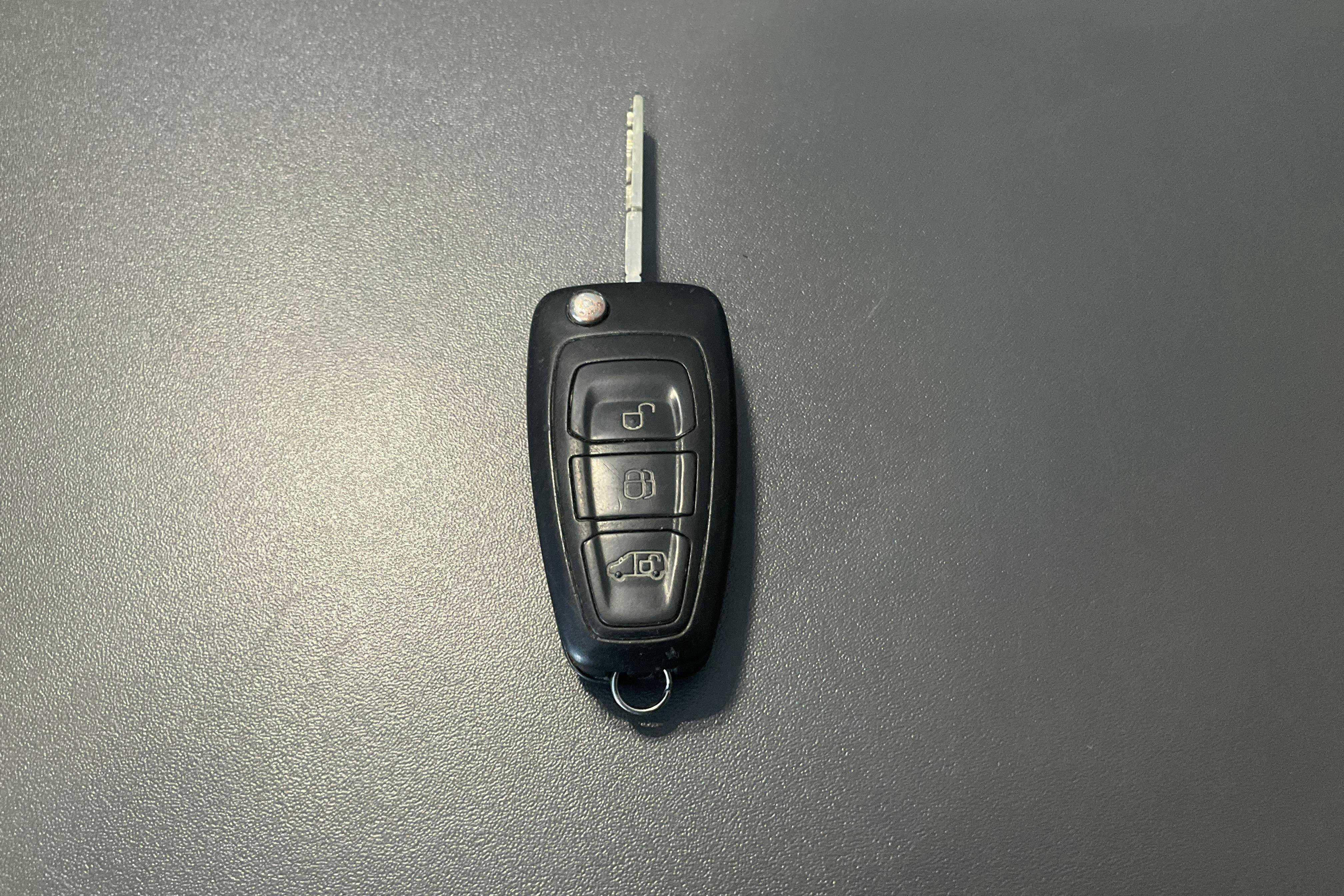 Vehicle Image 17