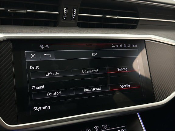 Vehicle Image 29
