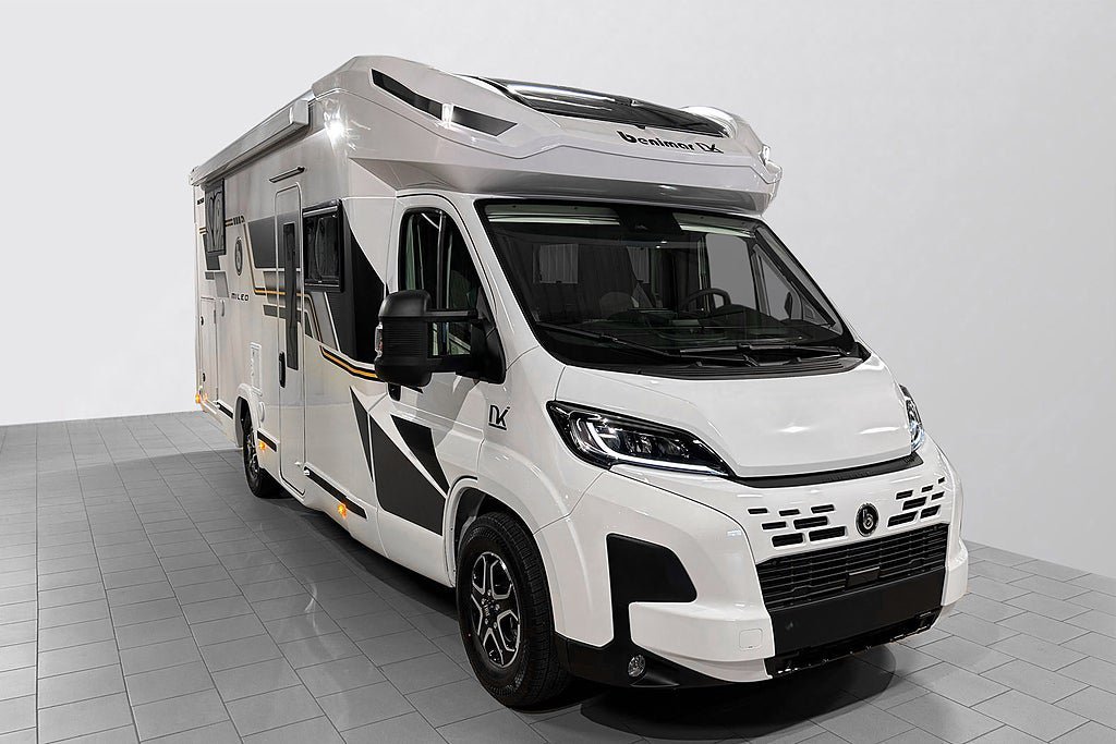 Vehicle Image 51