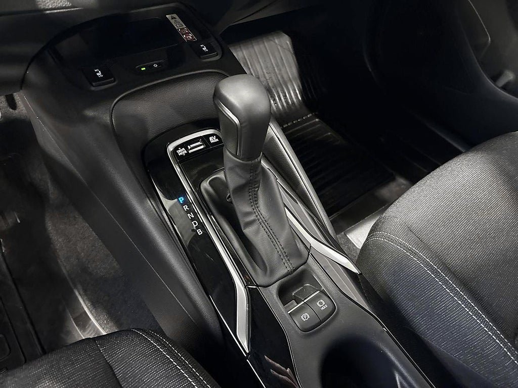 Vehicle Image 18