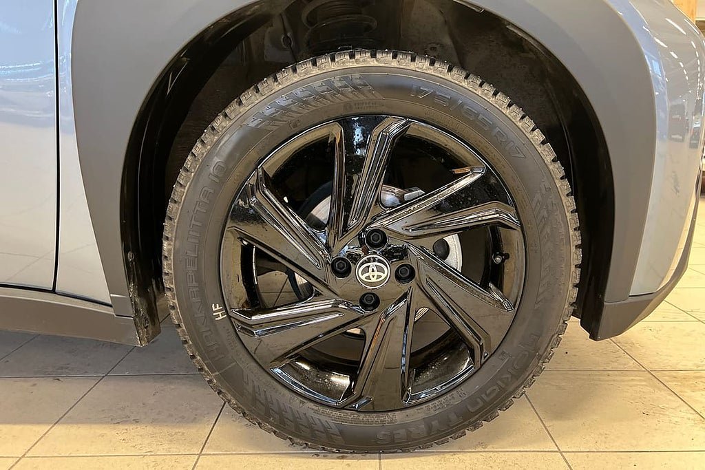 Vehicle Image 15