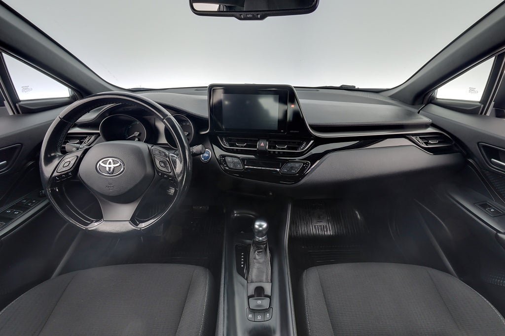 Vehicle Image 13