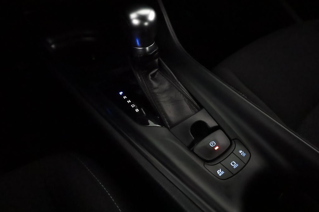 Vehicle Image 22