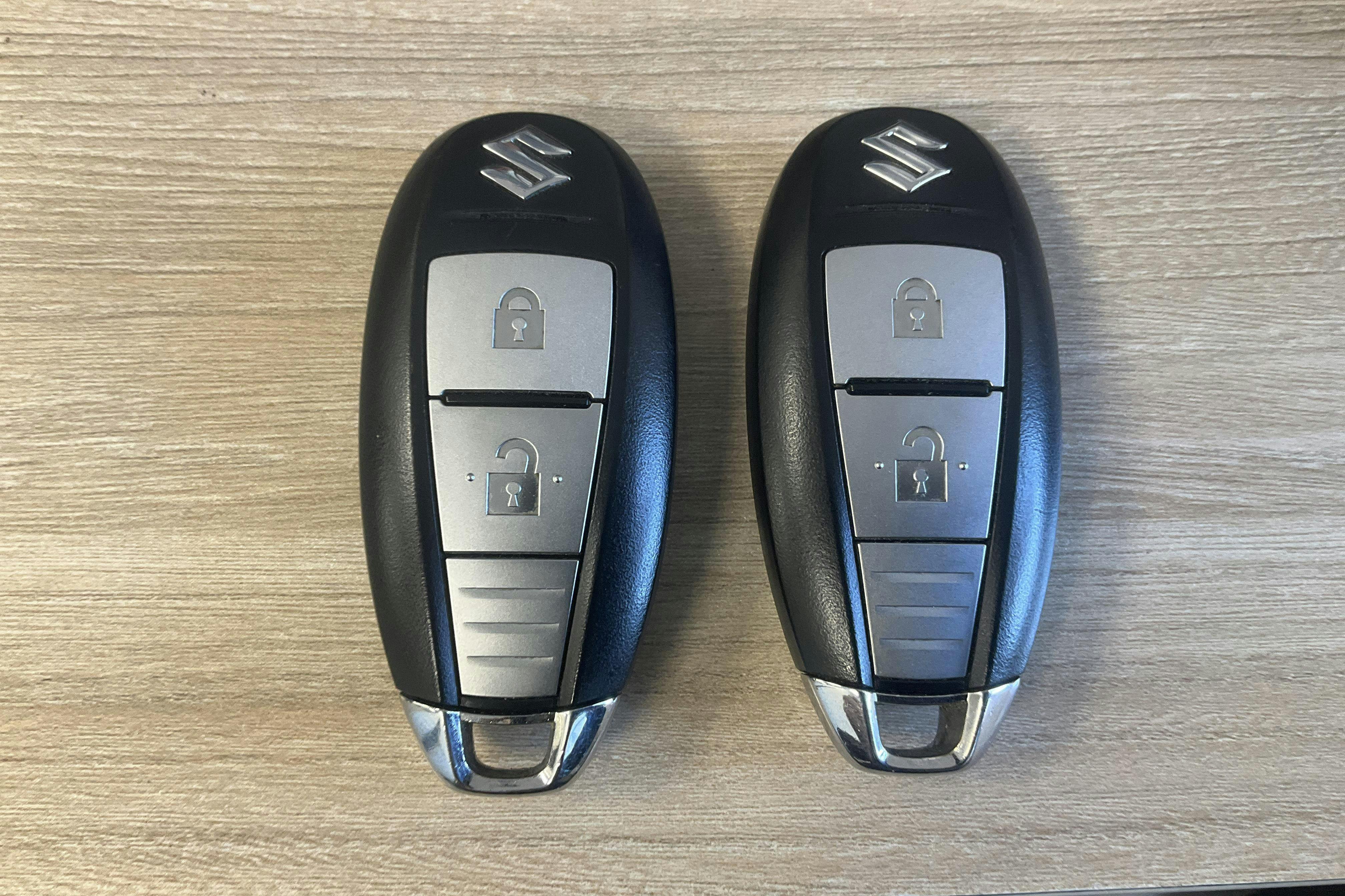 Vehicle Image 13