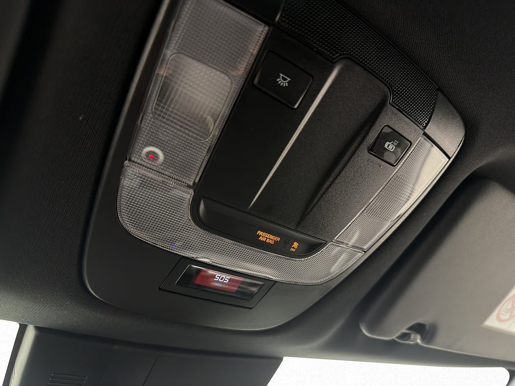 Vehicle Image 30