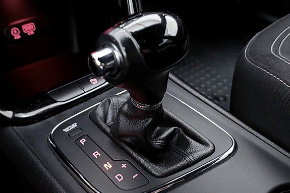 Vehicle Image 26