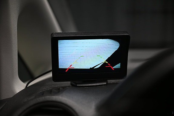 Vehicle Image 25
