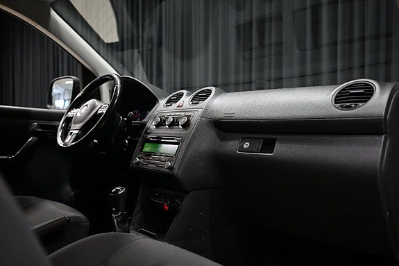 Vehicle Image 28