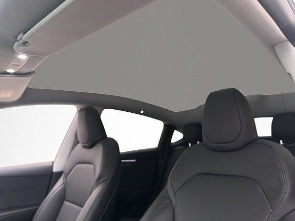 Vehicle Image 36
