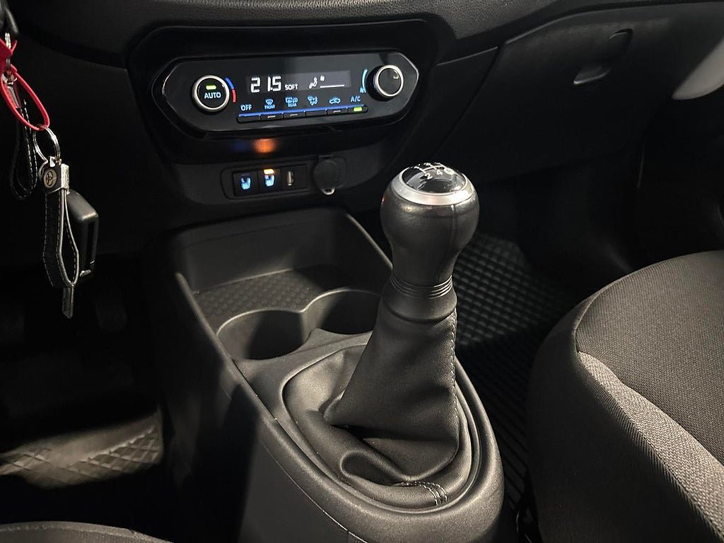Vehicle Image 18