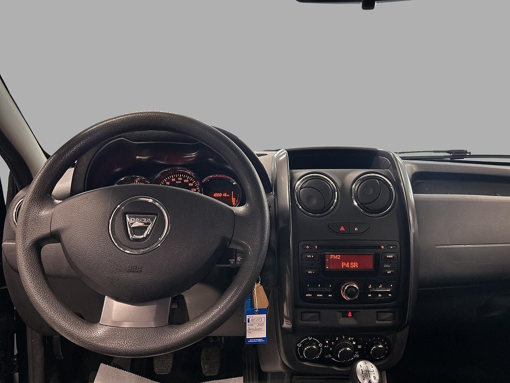 Vehicle Image 12