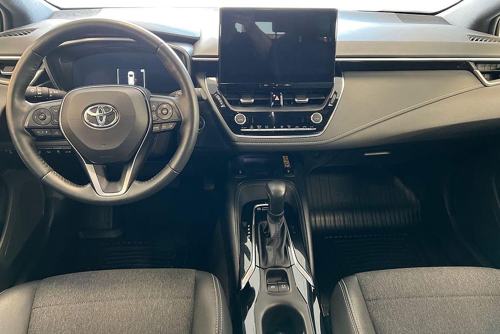 Vehicle Image 10