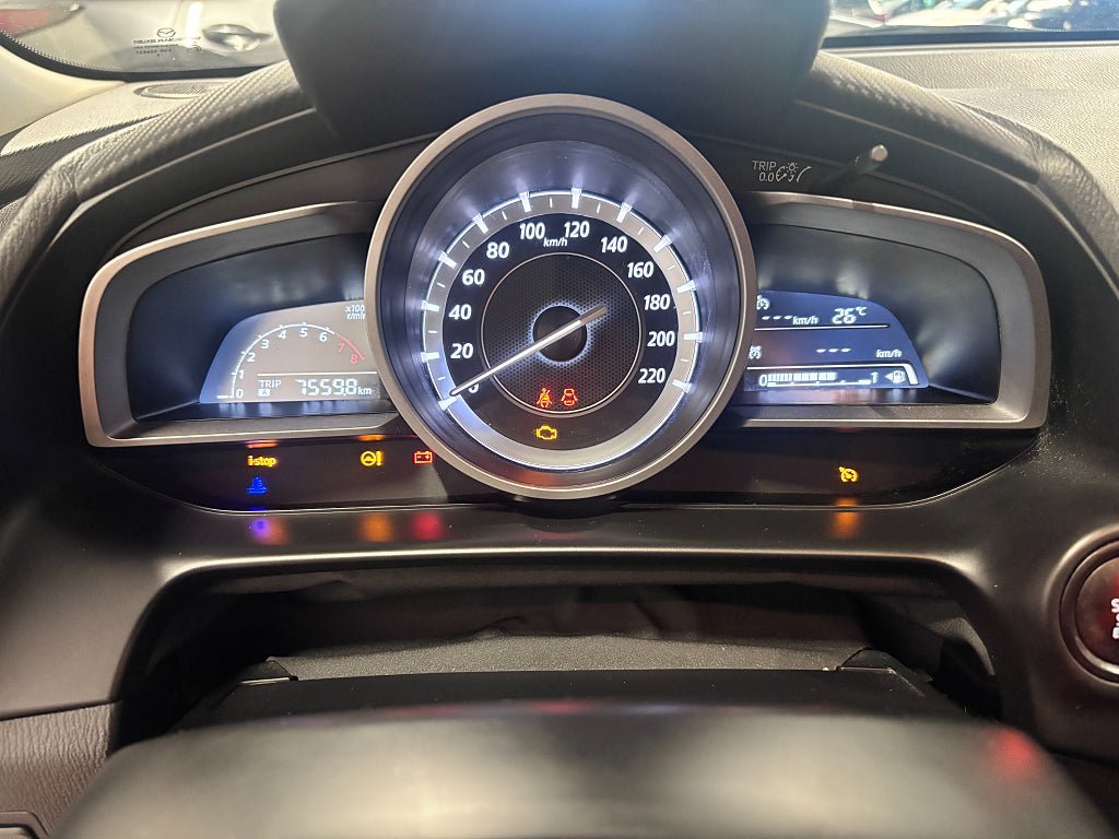 Vehicle Image 9