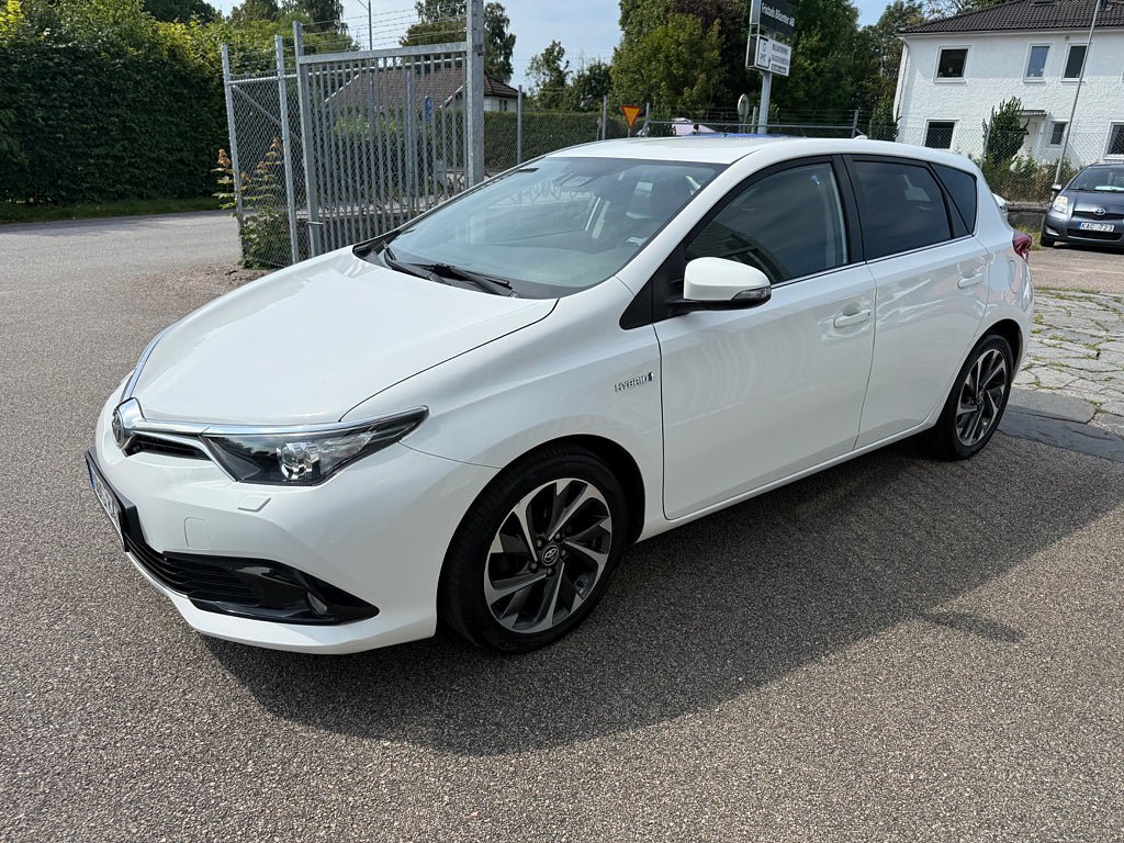Vehicle Image 9