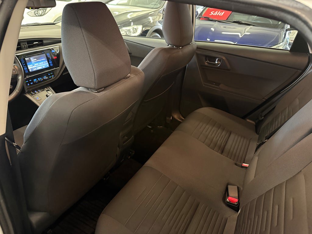 Vehicle Image 19