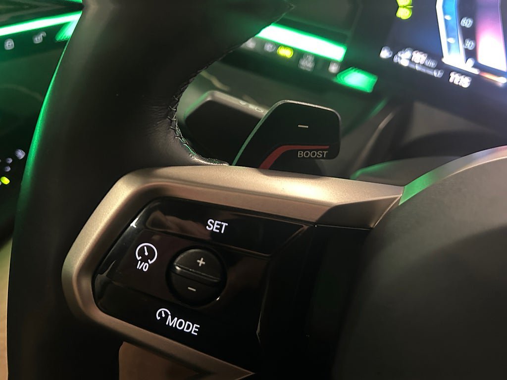 Vehicle Image 23