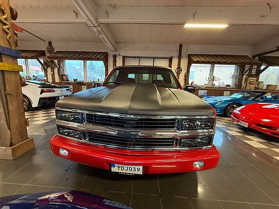 Vehicle Image 14