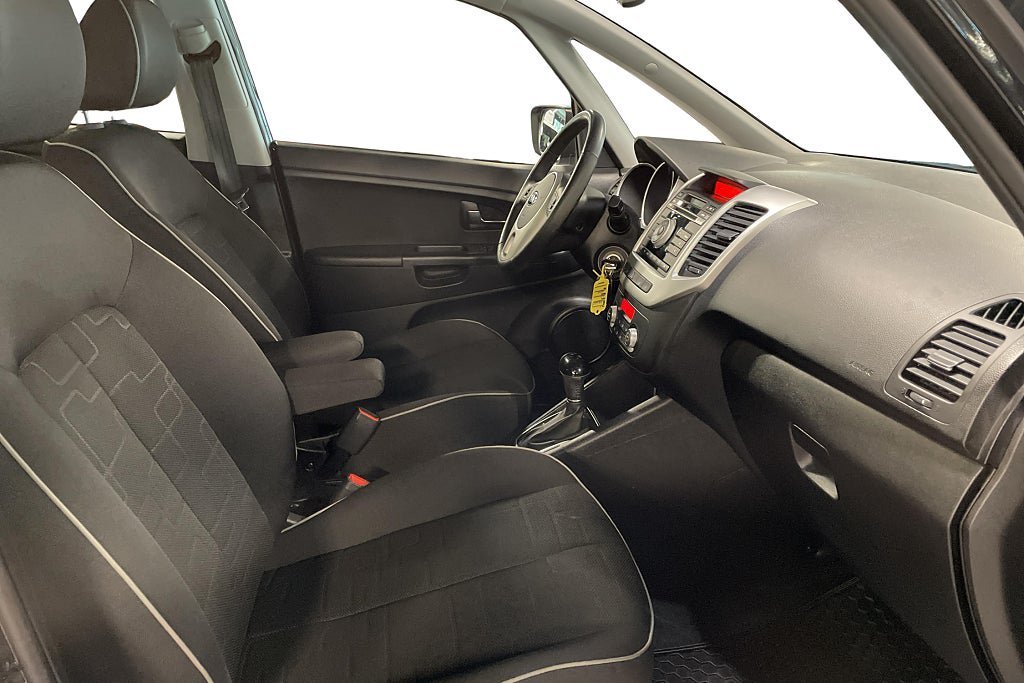 Vehicle Image 14