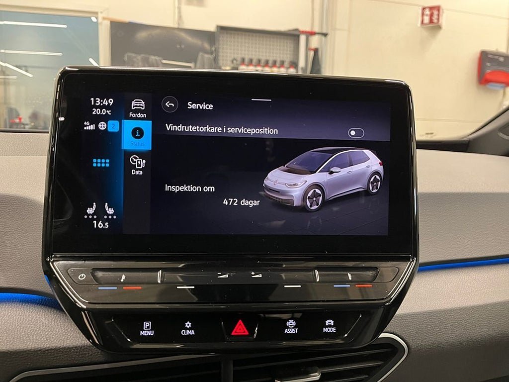 Vehicle Image 13