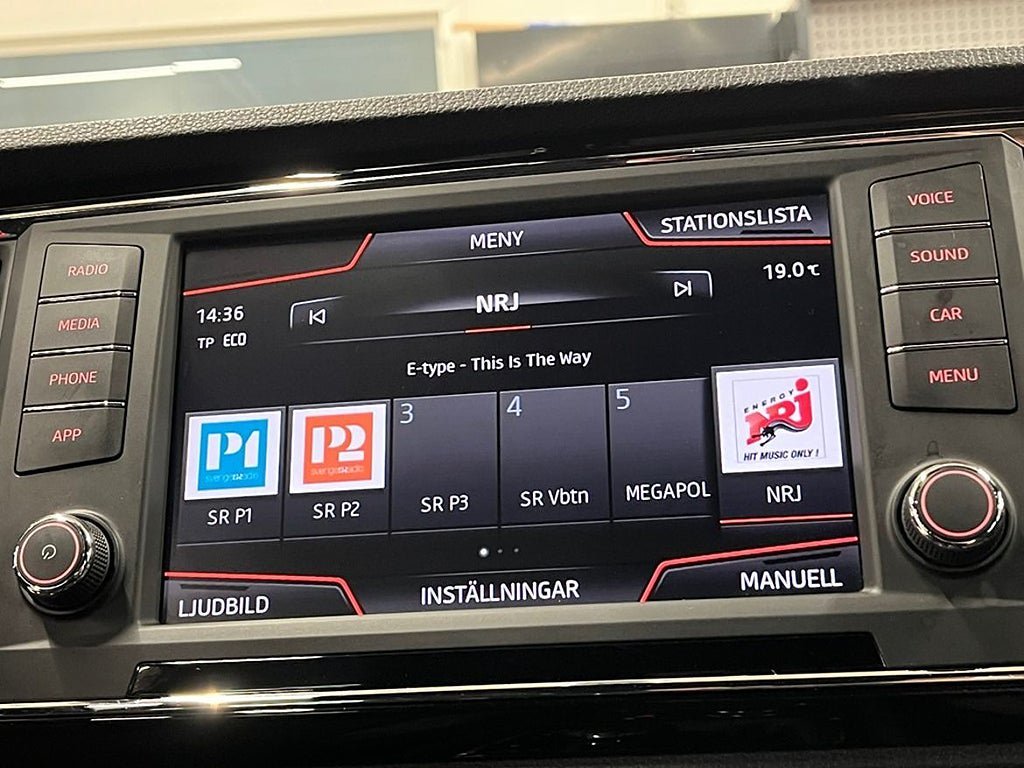 Vehicle Image 19