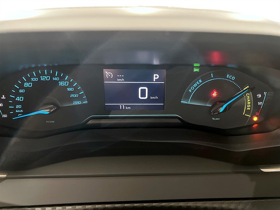 Vehicle Image 11