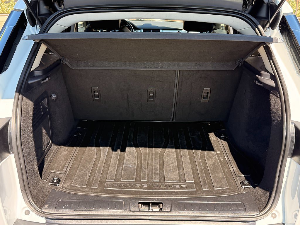 Vehicle Image 23