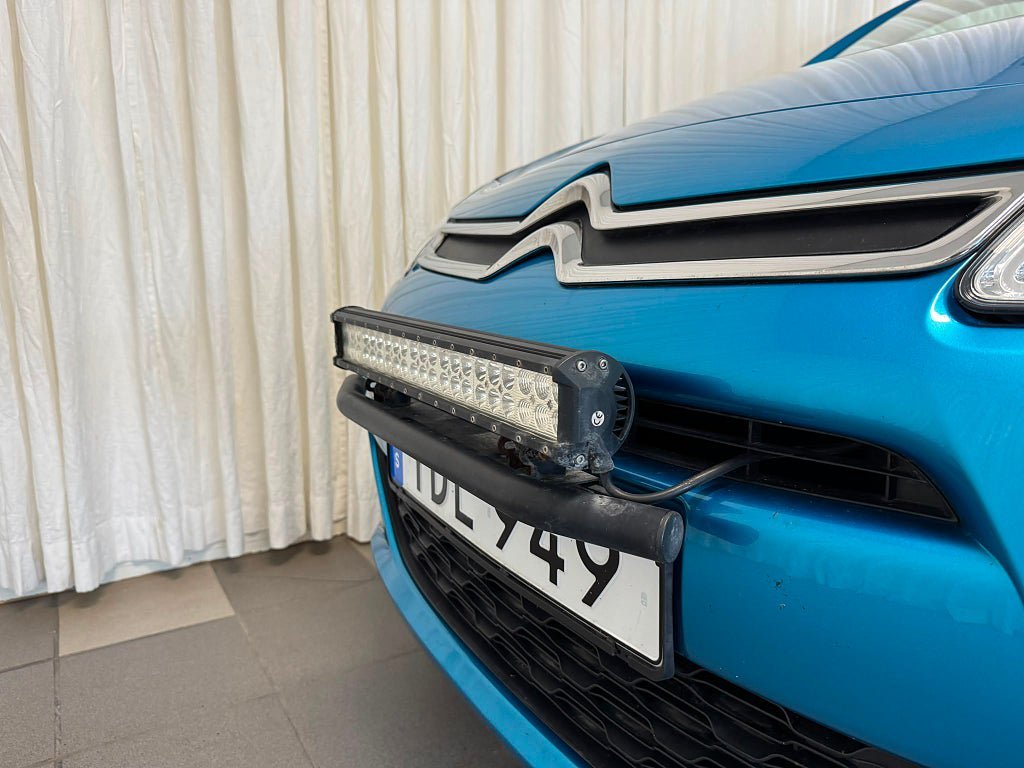 Vehicle Image 21