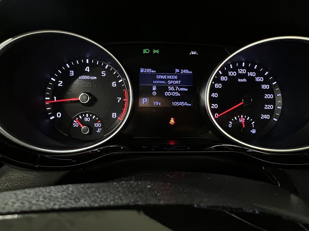 Vehicle Image 24