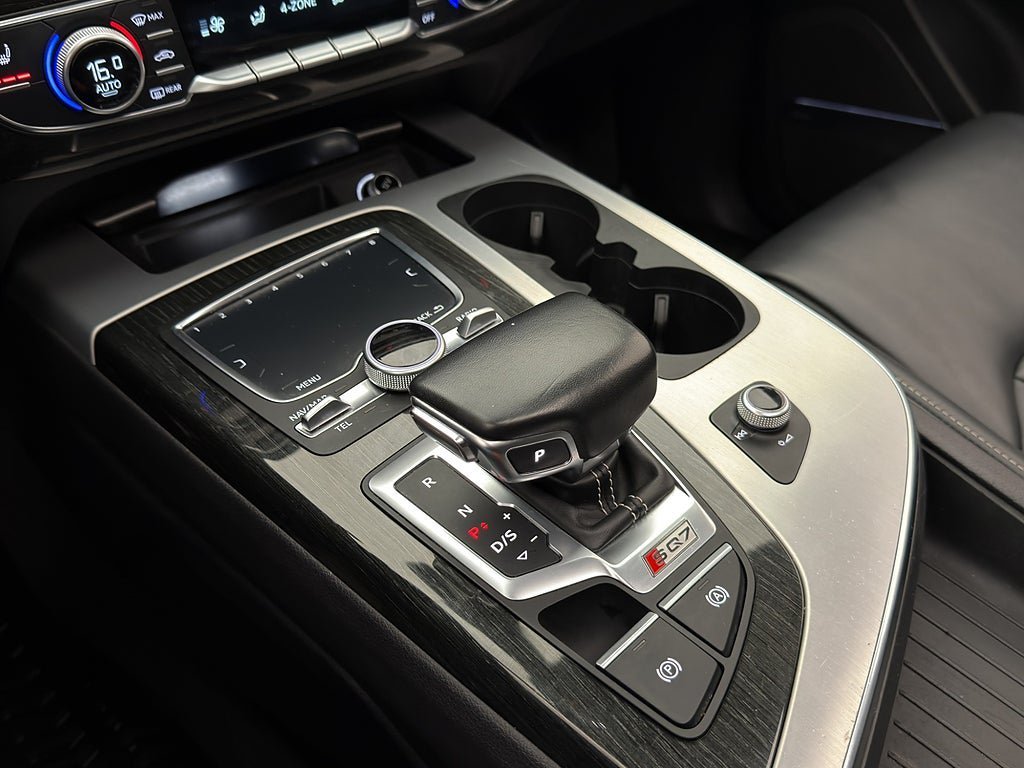 Vehicle Image 35