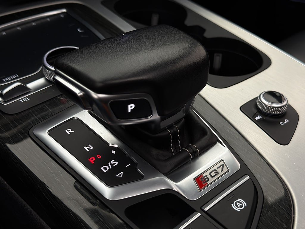 Vehicle Image 36