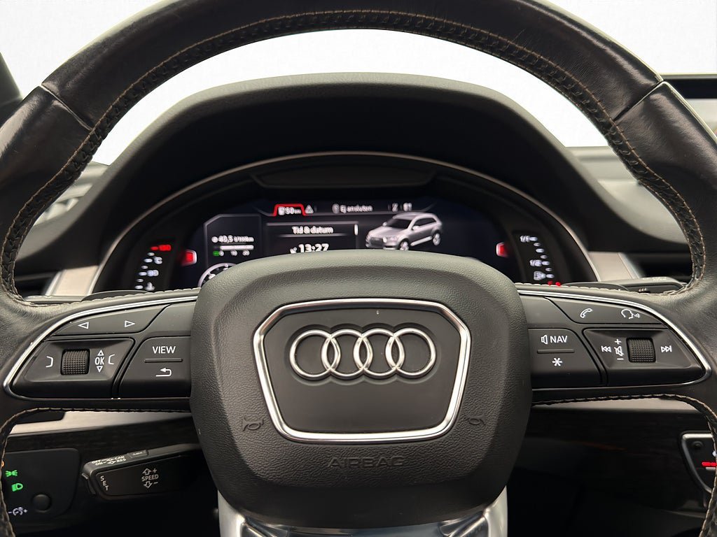 Vehicle Image 37