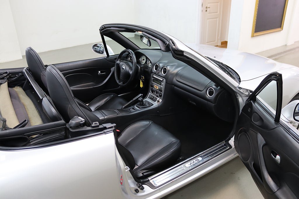 Vehicle Image 18