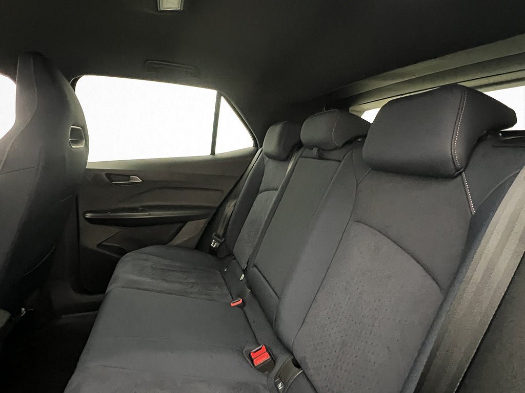 Vehicle Image 30
