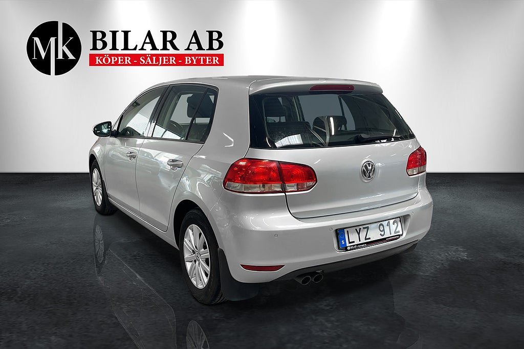 Vehicle Image 6