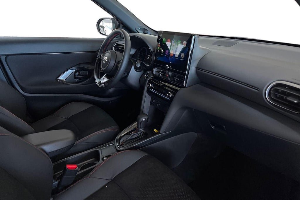Vehicle Image 6