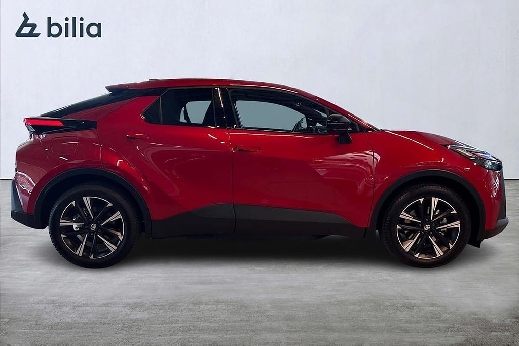 Vehicle Image 16