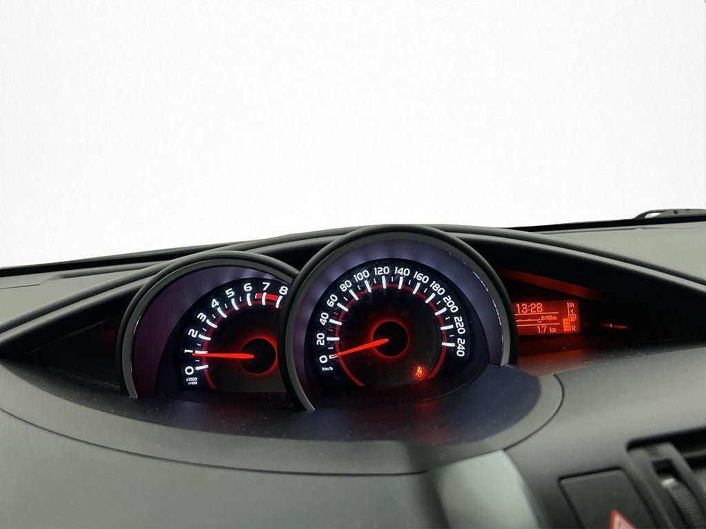 Vehicle Image 15