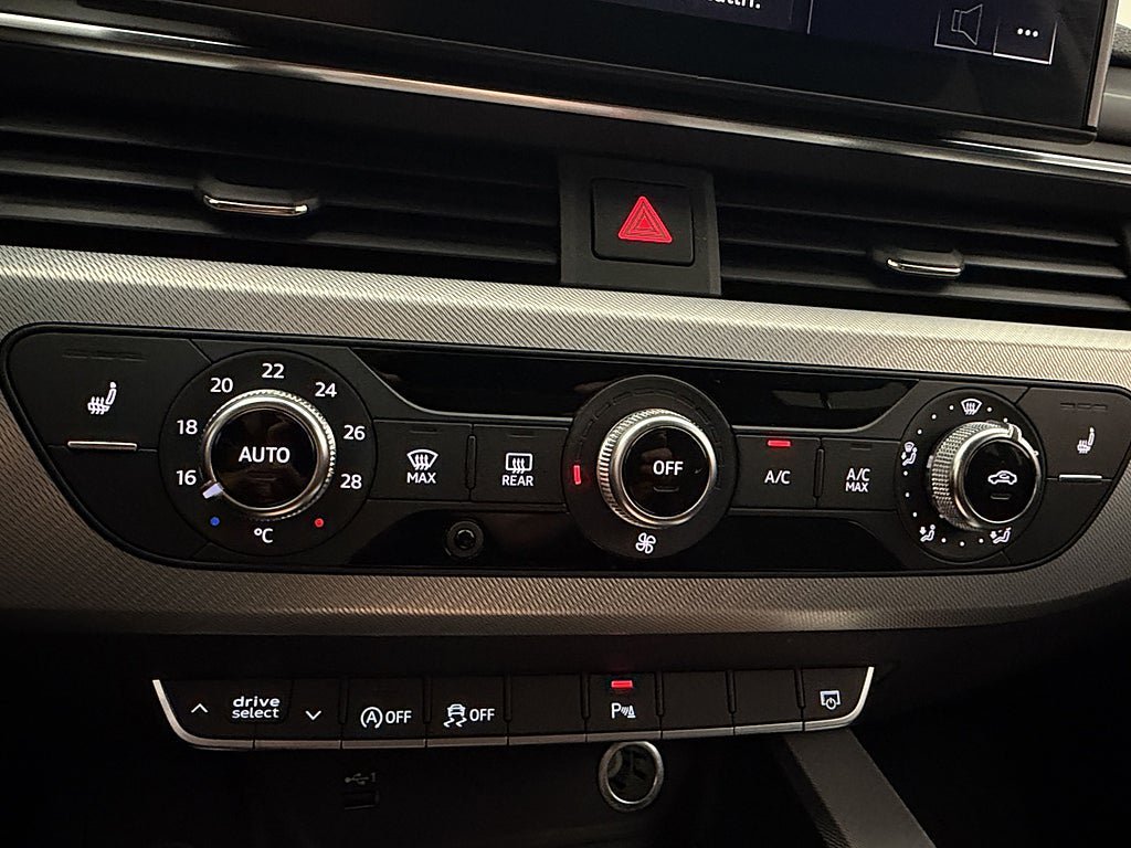 Vehicle Image 24