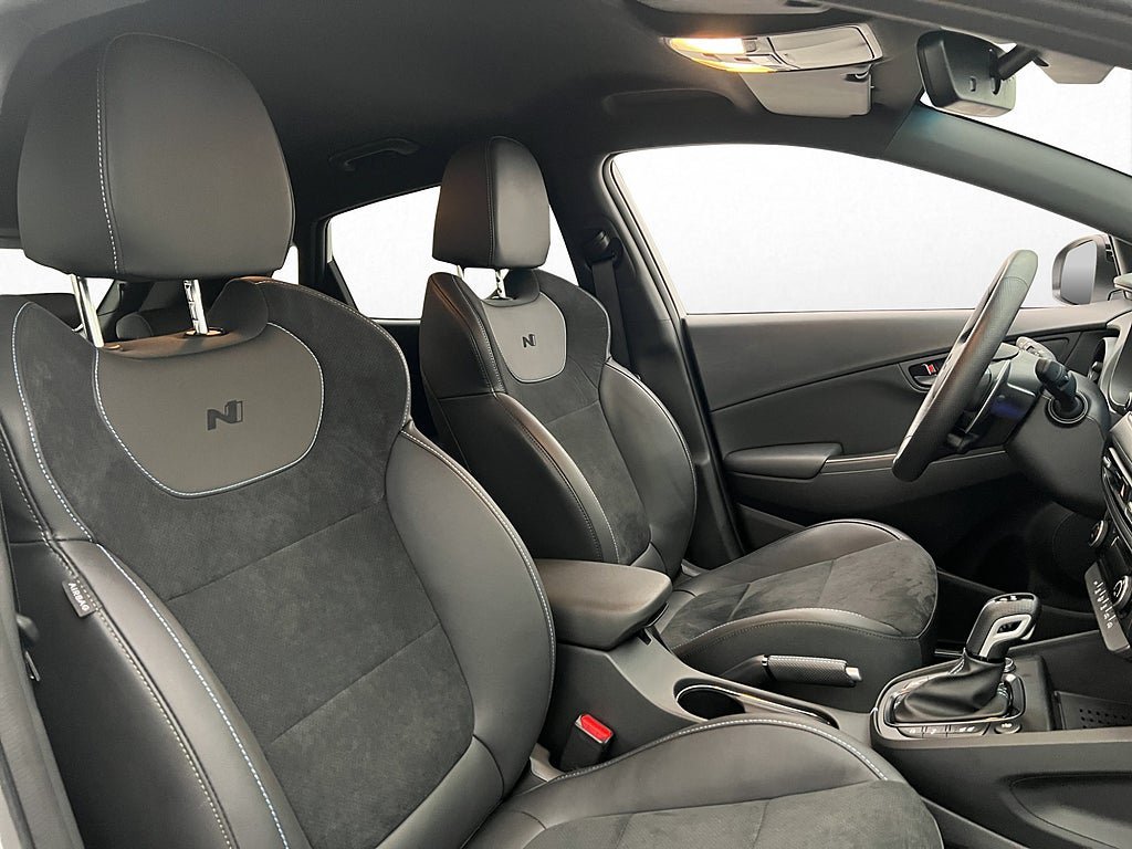 Vehicle Image 33