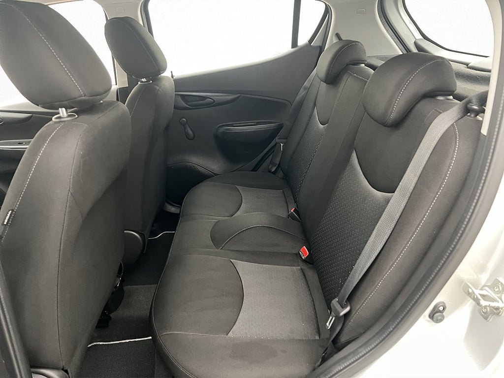 Vehicle Image 20