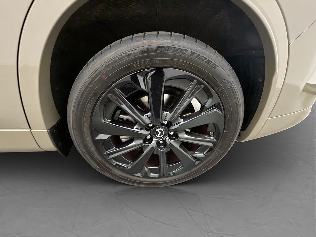 Vehicle Image 37