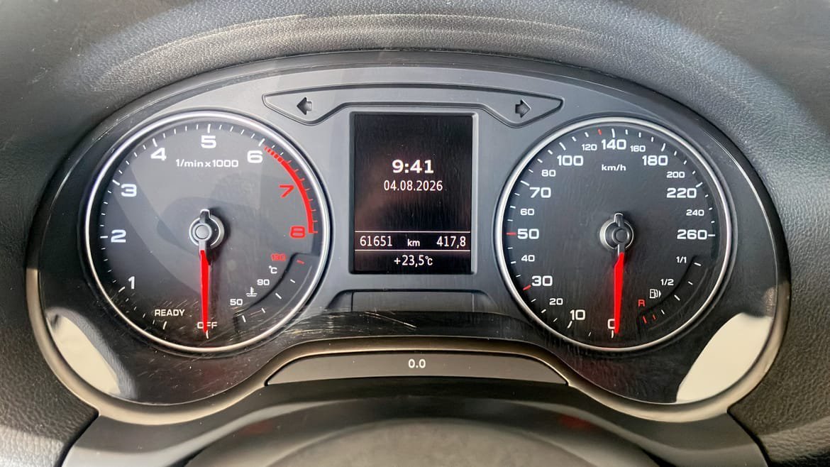 Vehicle Image 17