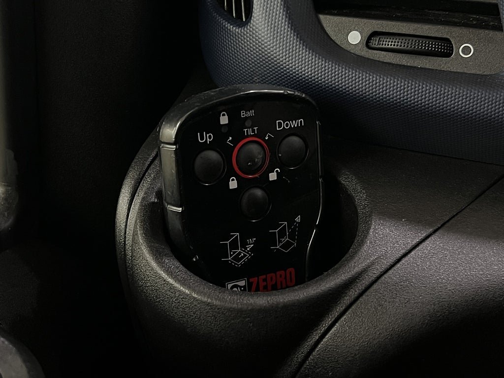 Vehicle Image 24