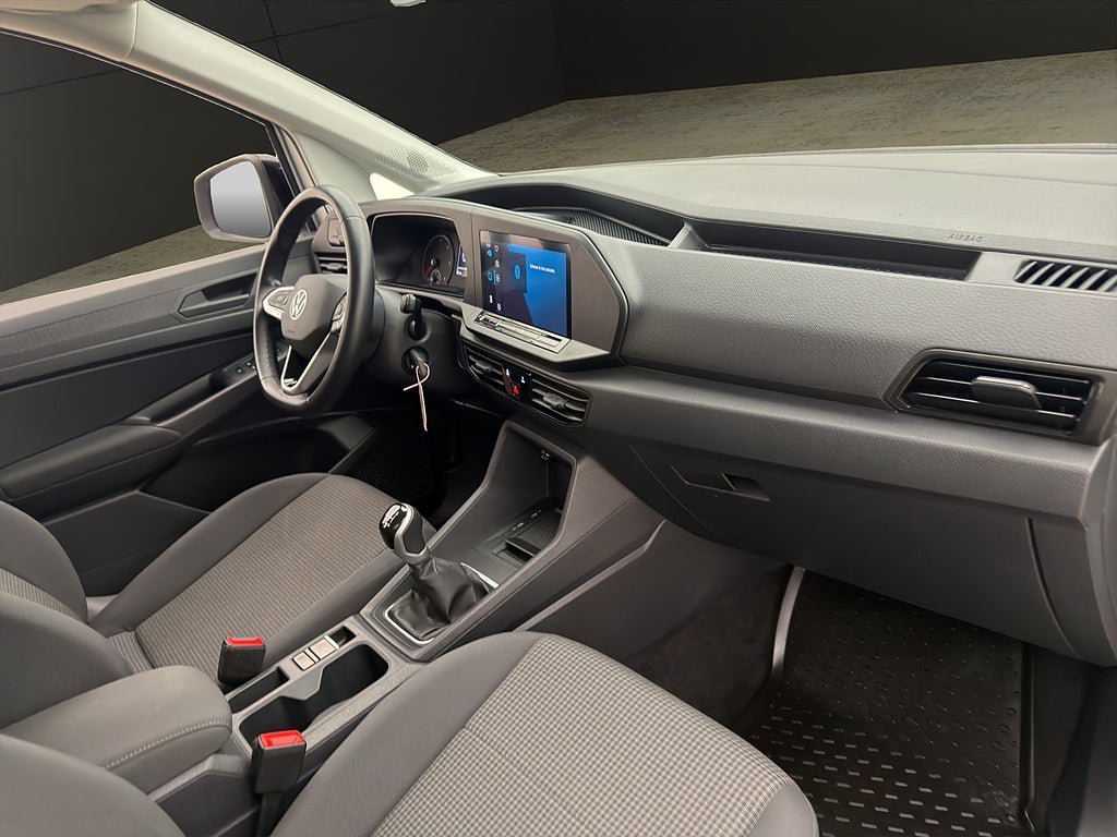 Vehicle Image 32