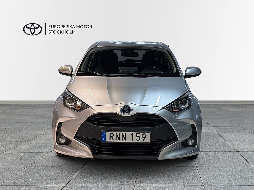 Vehicle Image 10