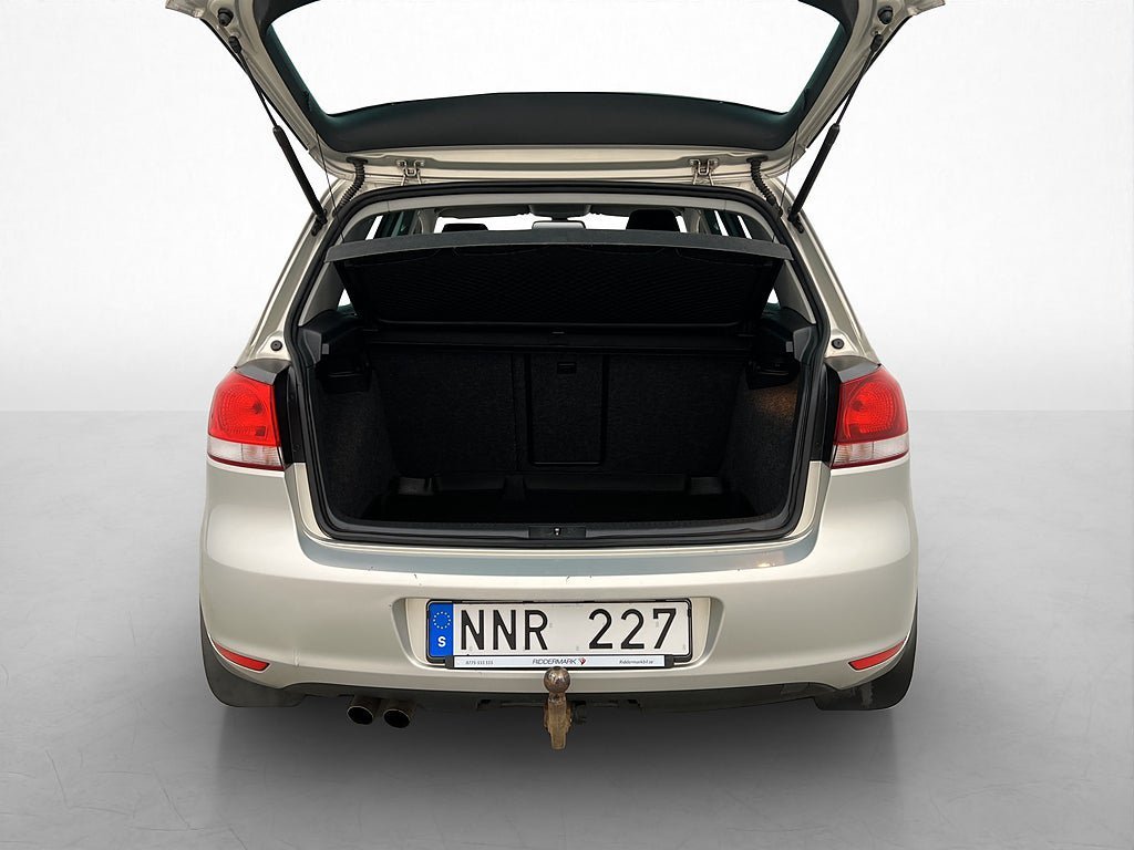 Vehicle Image 23