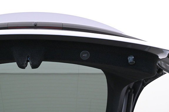 Vehicle Image 24