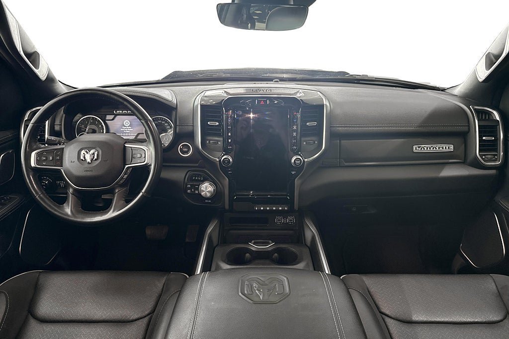 Vehicle Image 9